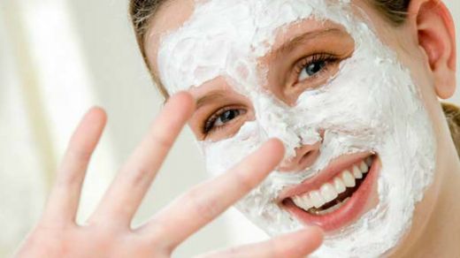 Canlandırıcı Yüz Maskesi Kullanımı ve Faydaları Nelerdir?