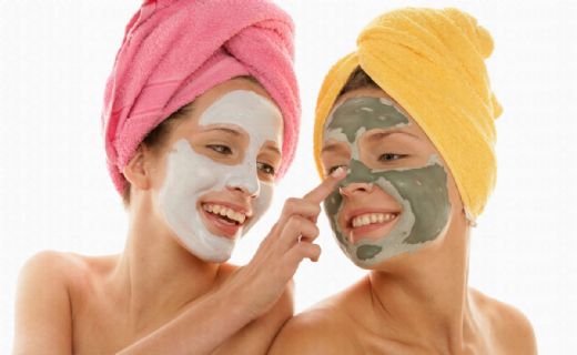 Sivilce İçin Yüz Maskesi Kullanımı ve Faydaları Nelerdir?